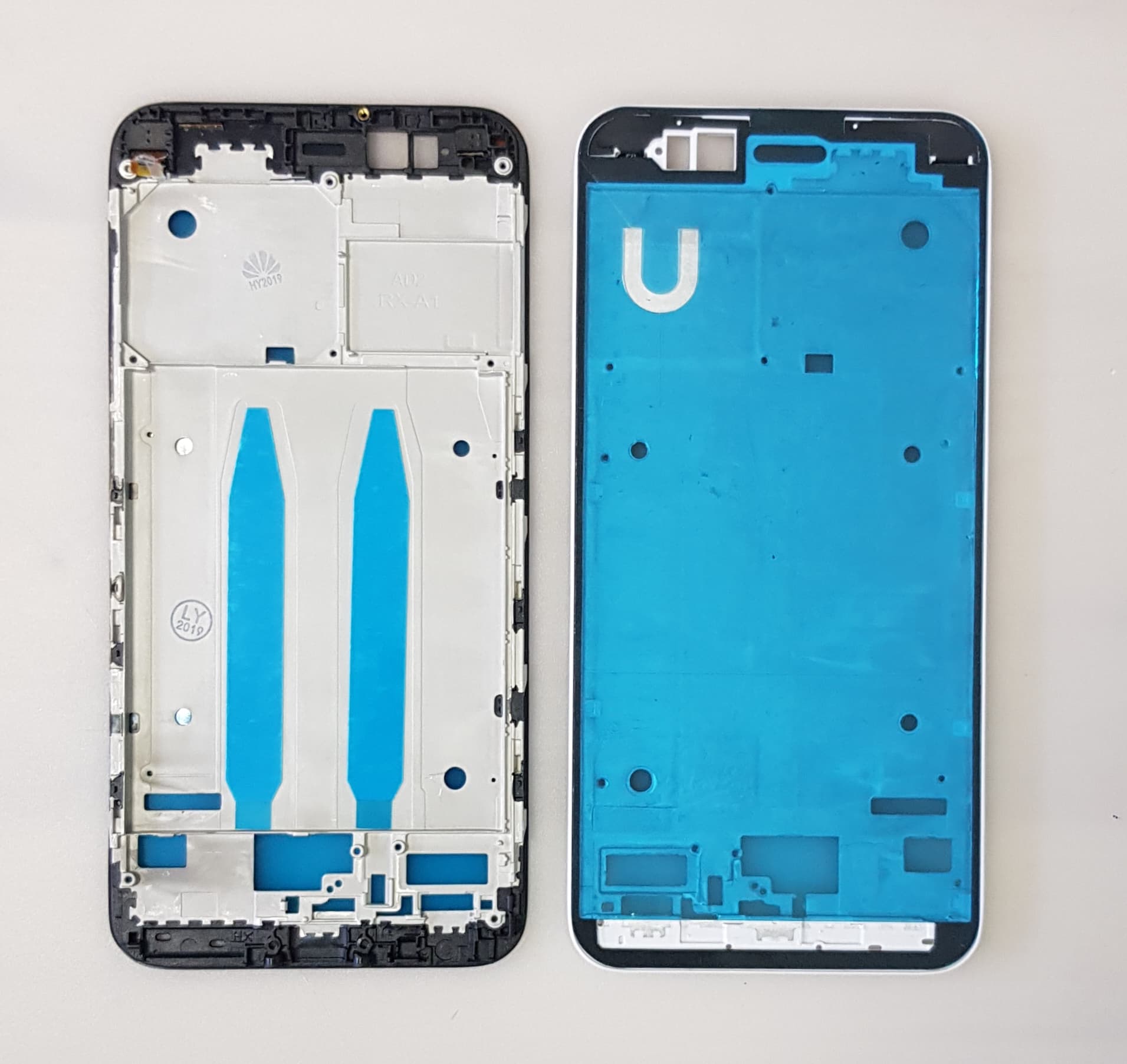 Рамка дисплея для Xiaomi Mi 5x/Mi A1 (черный), артикул 00787 — запчасть GSM28.RU